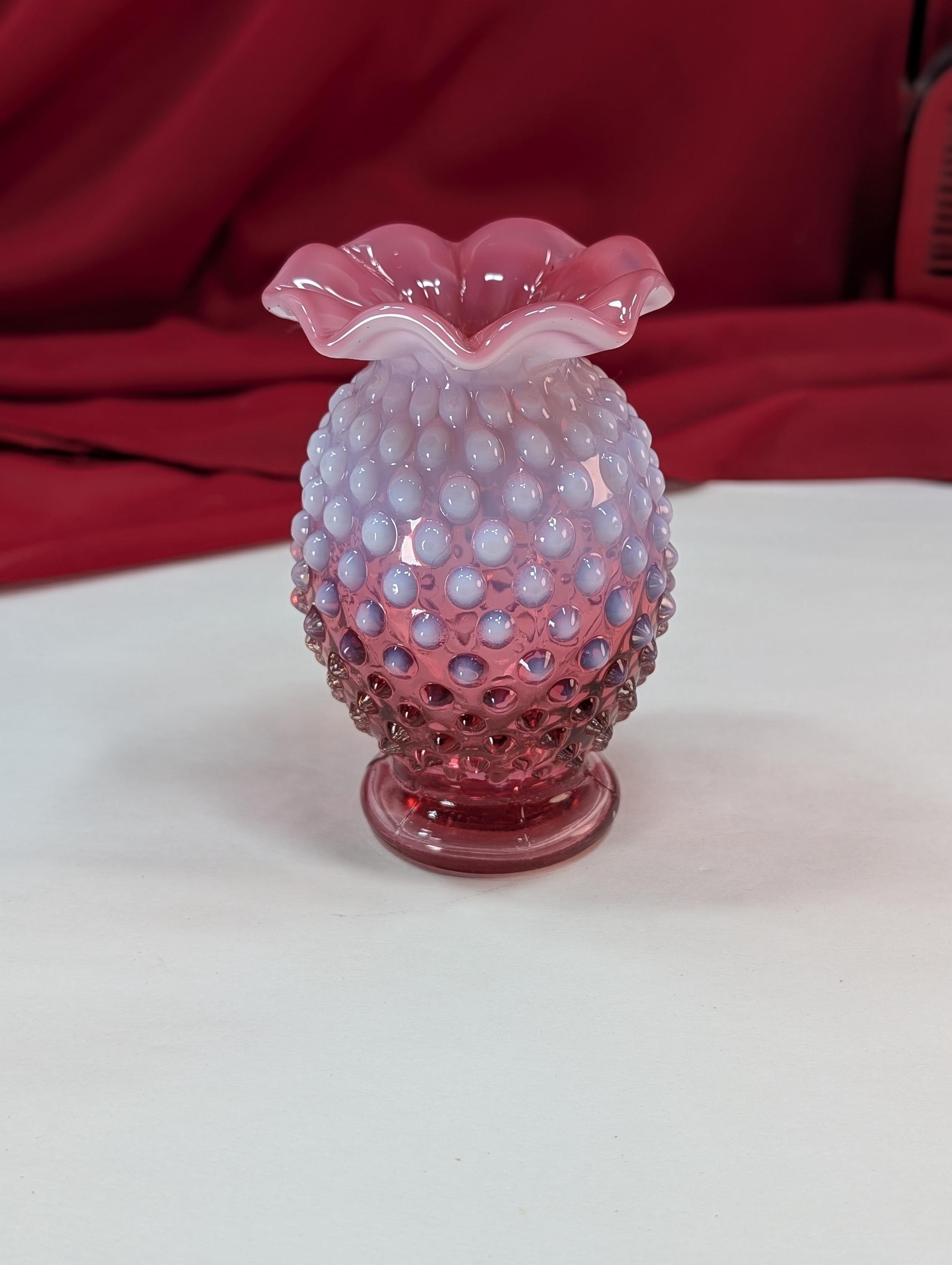 フェントン　クランベリー　オパールセント　ホブネイル　ミニ　フラワーベース フェントン ミニ花瓶 ホブネイル クランベリーガラス オパールセンス 8