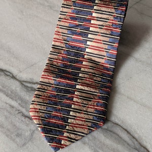 Men&#39;s vintage designer necktie, suit tie Club International