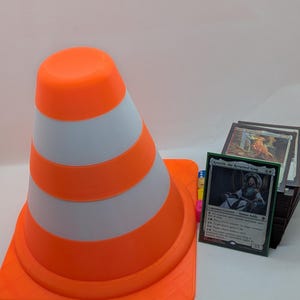 Traffic Cone Magic: The Gathering Deck Box funciona para Pokémon Yu-Gi-Oh! juegos de cartas coleccionables