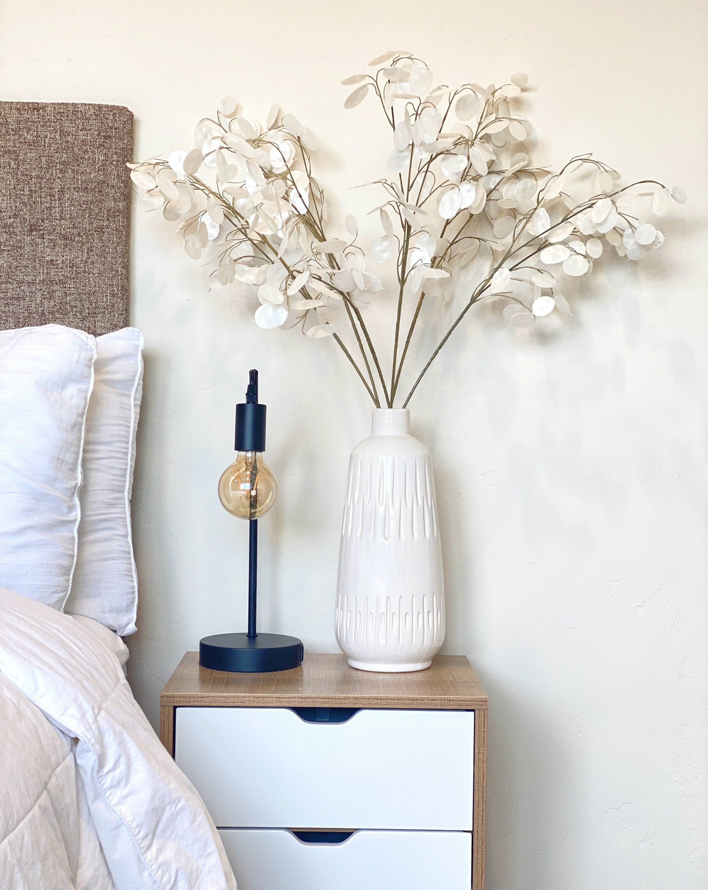Artificial Silver Dollar Spray Eucalyptus Stem 30" -  Faux Lunaria Money Branch - White Silver Dollar - Honesty plant-  Artificial Flowers