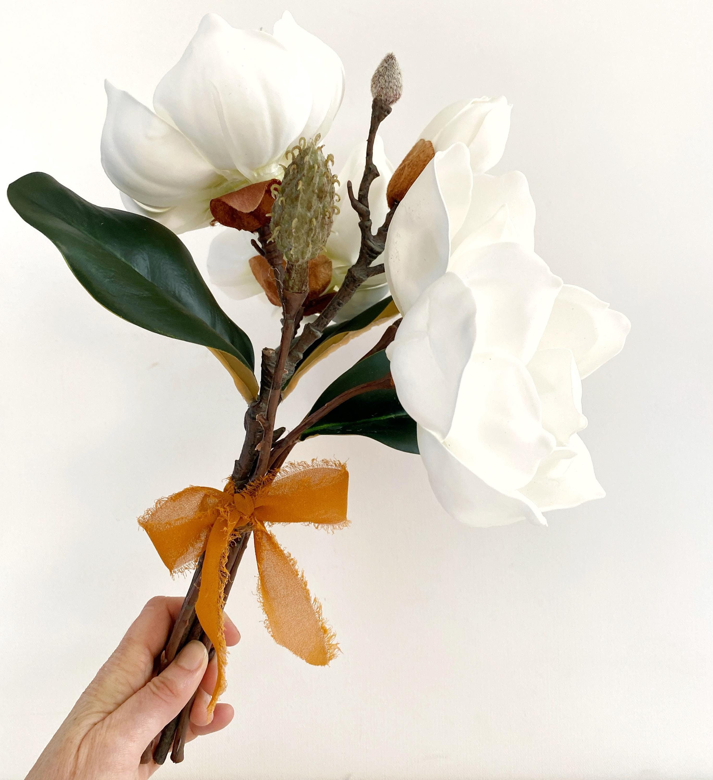 Magnolia Flower Bouquet 15.3"- white or blush pink - High Quality Artificial Flowers - includes 5 Stems with 4 lifelike looking Flowers