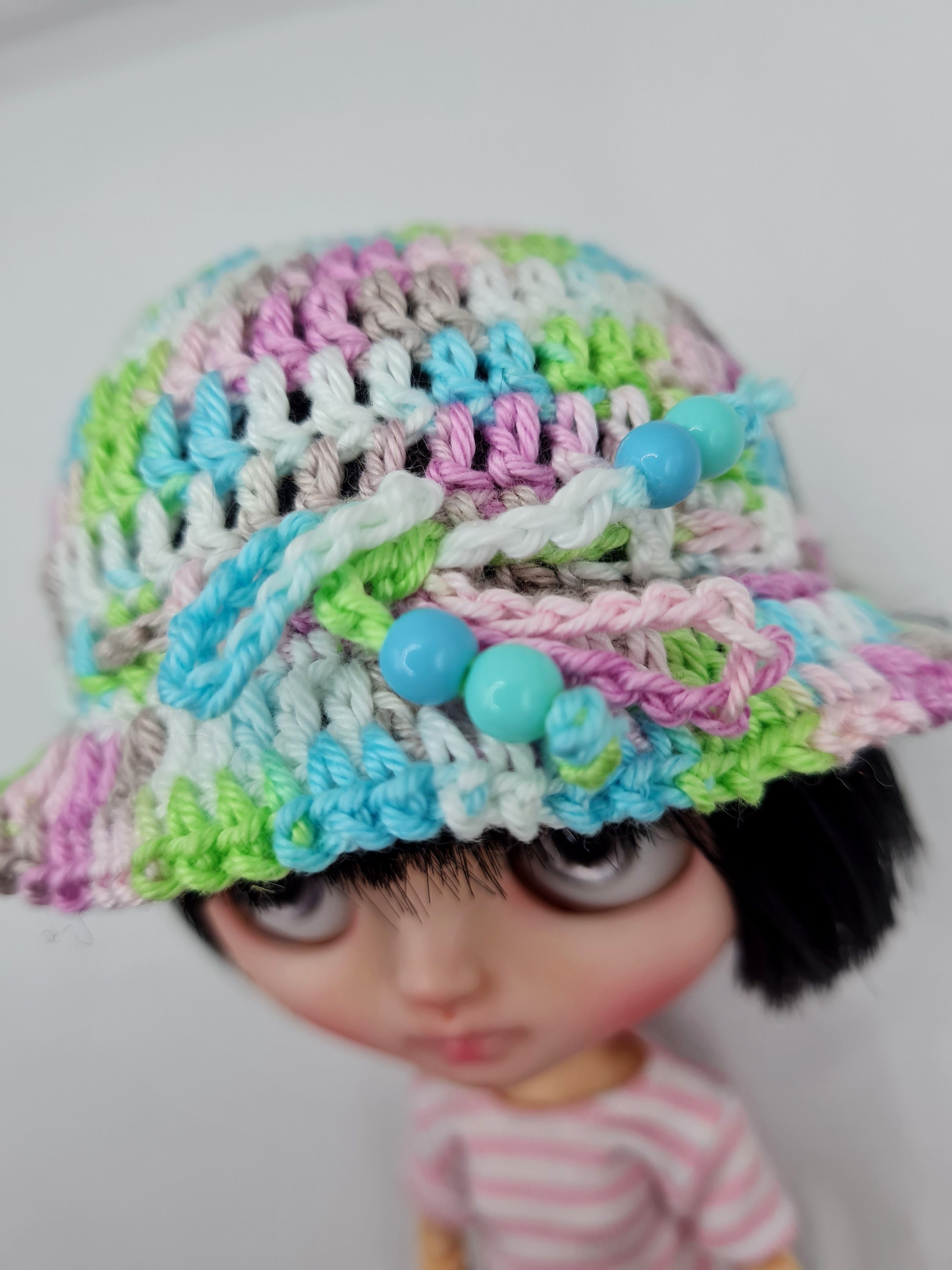 ミディブライスのかぎ針編みのつば付き帽子！アグリニット！ - Etsy 日本