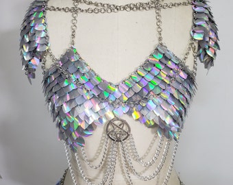 Holographic Scalemail Chainmail Harness Shoulder Pauldrons Scalemaille Armor