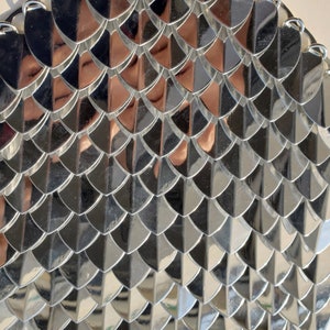 500pcs Large Mirror Anodized Aluminum Dragon Scales ,3D Scalemail Scales Bulk and Chainmaille Scalemaille, Dragon Armor Cosplay High Quality