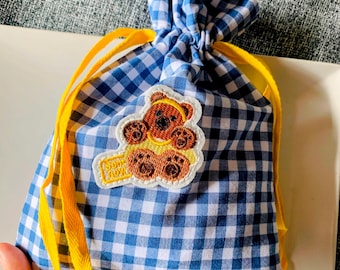 Bolsa grande con cordón y diseño de oso a cuadros: neceser de maquillaje, organizador de artículos de aseo de viaje, bolsa suave para cosméticos, accesorios y más.