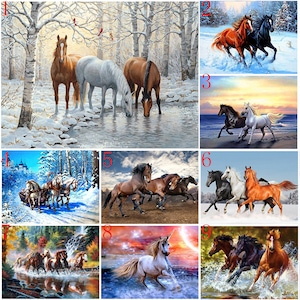 CHOSIGHT 5D Diamond Art Painting Horses Kit - DIY Paint with Diamond Art Oil Painting Round Full Drill Craft, Home Decor Embroidery Set with Canvas