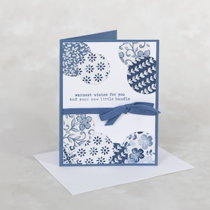 Los mejores deseos para ti y tu nueva tarjeta Little Bundle