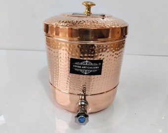 Distributore d'acqua in rame martellato fatto a mano, antico recipiente ayurvedico (8 litri)