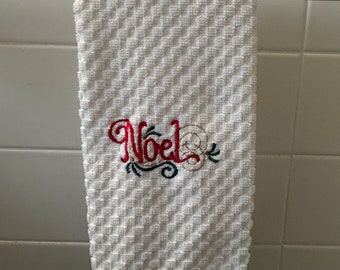 Embroidered hand towel || Christmas