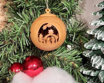 Tannenbaumkugeln/ Baumbehang/ Weihnachtsbaumschmuck/ Tannenbaumschmuck aus Holz