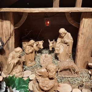 Krippenfiguren der Serie &quot;Eiche &quot;/ Figuren aus Holz/ Krippensets/ Hl. Familie/ Krippenfiguren zum sammeln
