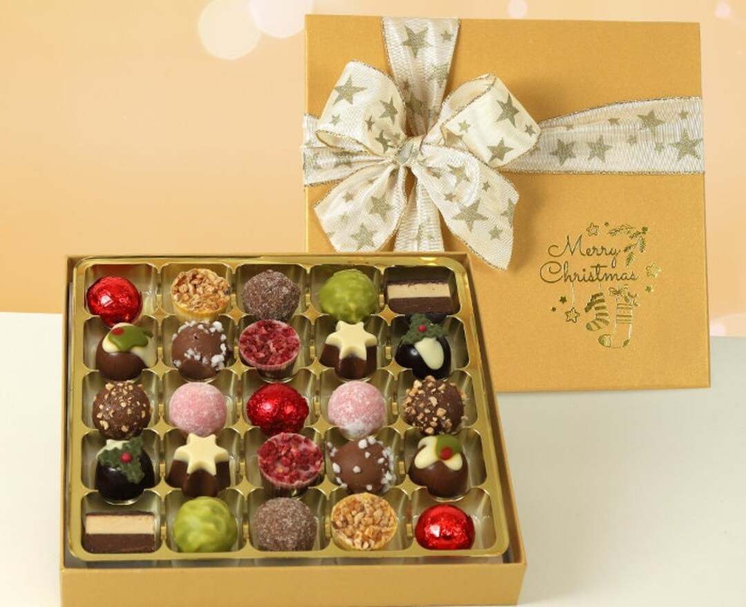 Merry Christmas Chocolate Box. 25 Luxury Swiss Chocolates in - Etsy UK