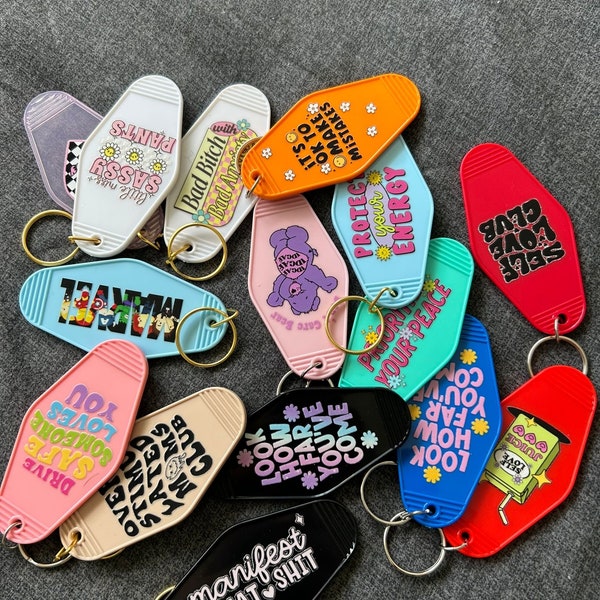 Motel Keyrings | Cute Keyrings | Letterbox Gift | Funny Keyrings | Humor Keychains | Car Keychain Retro Keychain | House Keys