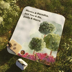 Personalized Waterproof Picnic Blanket, Outdoor Beach Camping Mat, Large Family Size Rug, Foldable Portable Throw, Summer Picnic Accessories