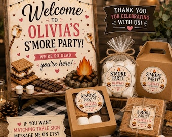 Könnte beinhalten: Ein Partyschild in einem Holzrahmen trägt die Aufschrift Welcome to Olivia's S'more Party! We're so glad you're here! Dazu gehören ein Dankeschön-Schild, eine durchsichtige Tüte mit Marshmallows und braune Schachteln mit S'more Party Olivia's 2026 Etiketten.