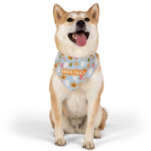 Halloween Pet Bandana Collar, Cute and Adjustable Dog and Cat Scarf, Holiday Pet Accessory, Spooky Fall Gift for Pets.