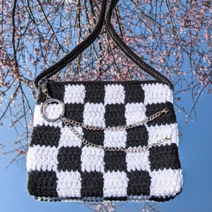 Black and White Checkered Crossbody Bag with Detachable Chain, Alternative Goth Crochet Purse *Ready to Ship