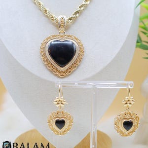 Mexican Filigree Necklace and earrings. Sacred heart necklace and earrings, set of filigree, Filigrana Oaxaca, Gold Plated filigree.