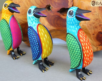 Penguin, Pinguino alebrije, Penguin alebrije, Alebrije from Oaxaca,, Copal wood sculpture, Wood Art, Alebrije art.