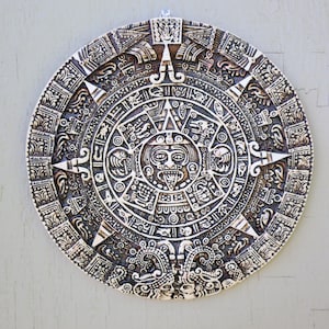 Resin Aztec Calendar Wall Art, Calendario Azteca, Sacrificio Maya, Mayan Sacrifice wall art.