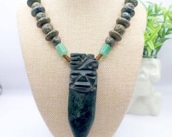 Colgante de daga de jade, collar maya, joyería ceremonial