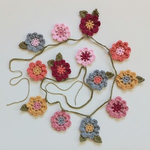 Guirlande : guirlande de fleurs / tenture murale / guirlande au crochet / mariage / banderoles / fait main / maison / bohème / décoration / décoration murale / chambre de bébé