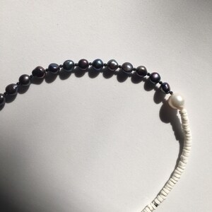 Graue Perle graue und weiße Halskette barocke Perlenkette | Etsy