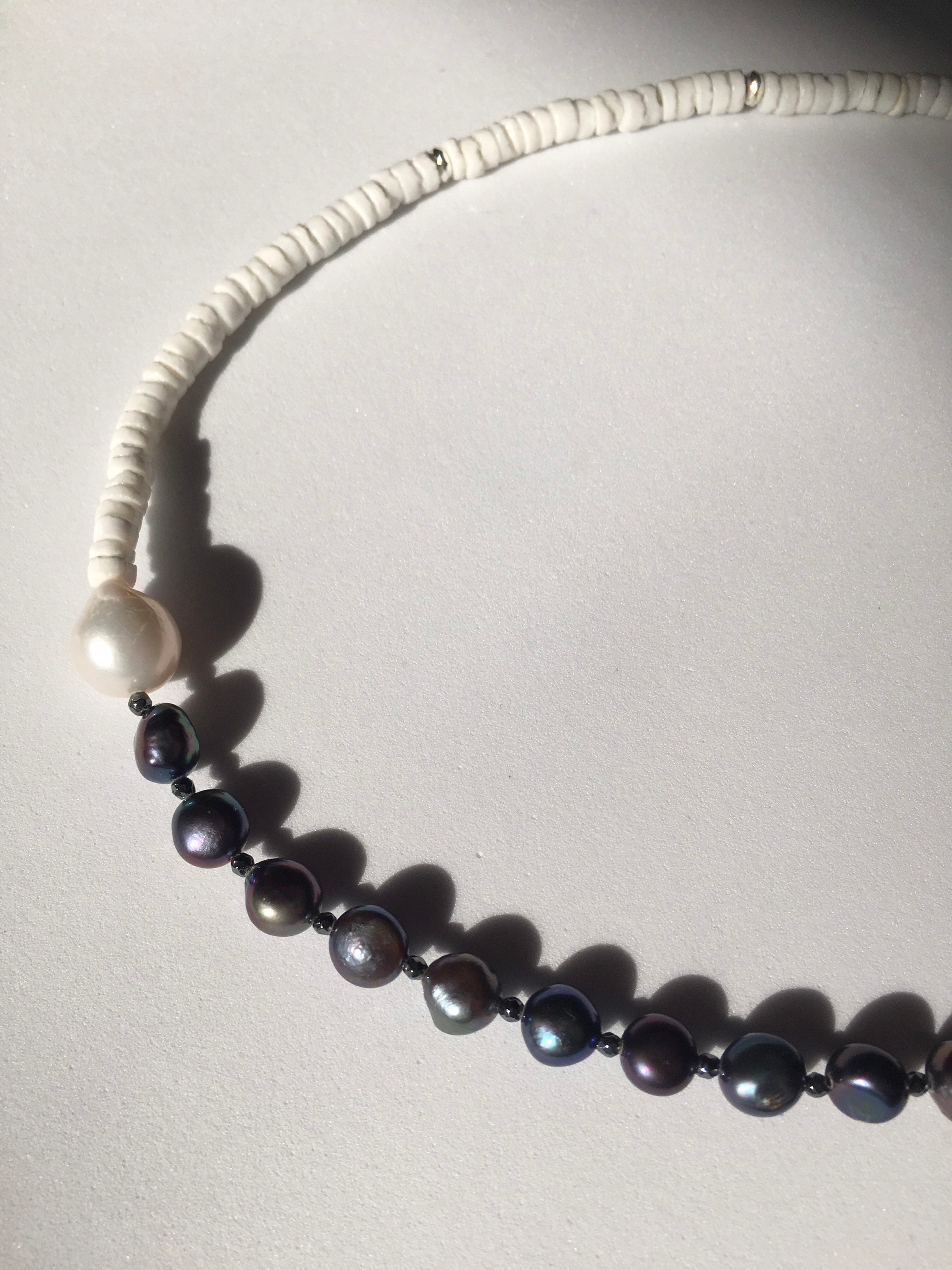 Graue Perle graue und weiße Halskette barocke Perlenkette | Etsy