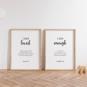 Wandbanner 'Love Is Patient' – Minimalistische Christliche Wanddekoration Aus Baumwoll-Leinen, Mit Holzstab, Bauernhaus-Stil
