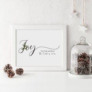 Joy to the World Christmas Printable Wall Art Sign, Minimalist Christmas Carol Lyrics Print with Watercolor Green Holly Leaves and Berries