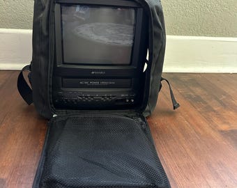 Vintage Sansui AC/DC Combination TV and Video Cassette Recorder