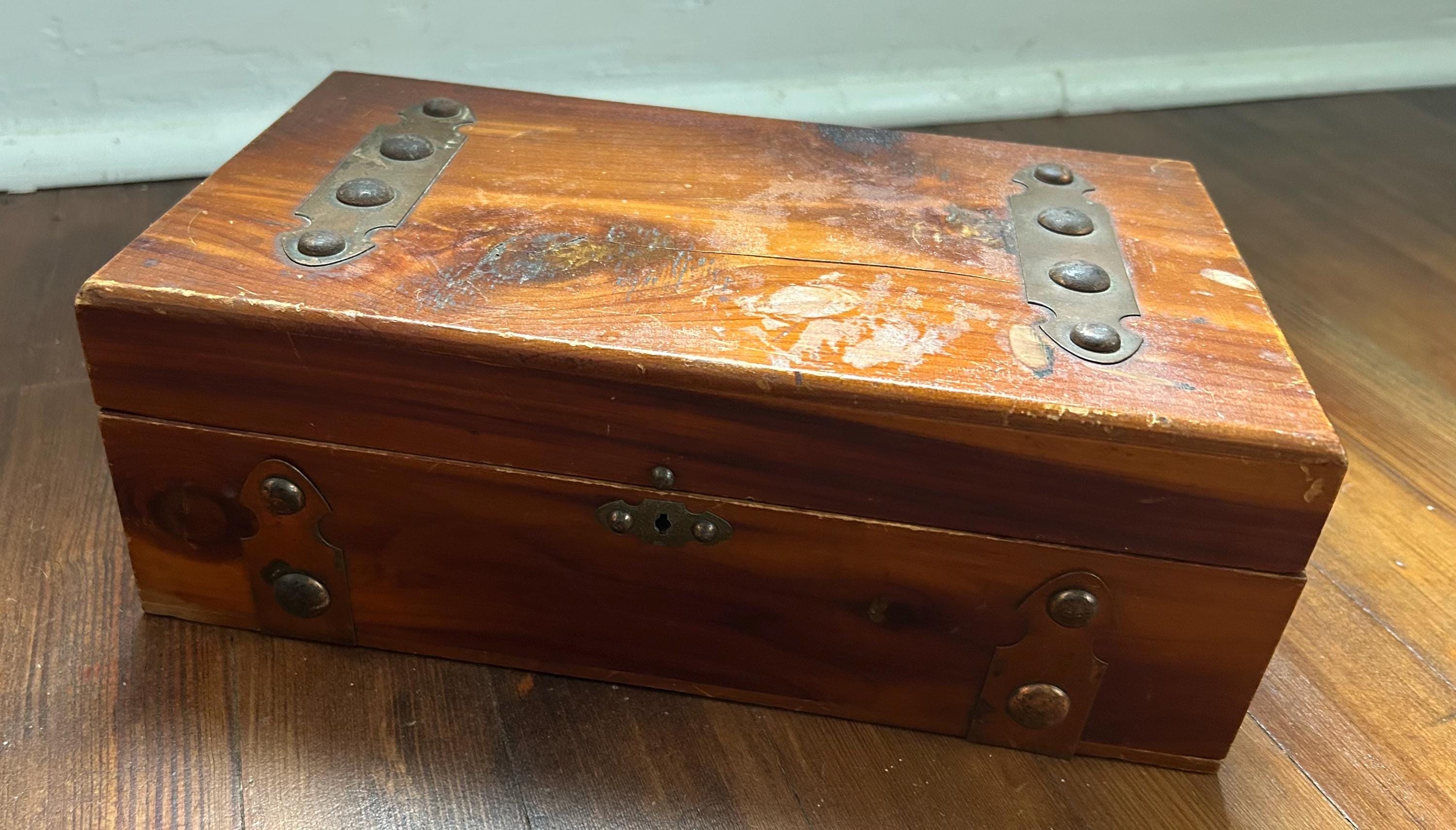 Antique Cedar Box - Etsy