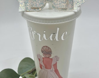 Bride Cold Cup, Gift for Bride to be, Hen Party Cup, Team Bride, Personalised Reusable  Cup, White Cup With Straw Bow, Cold Cup With Straw