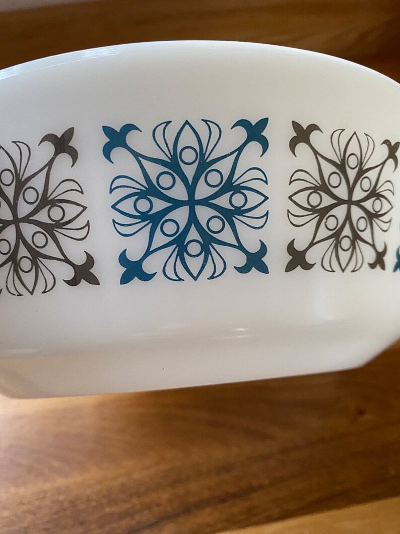 Pyrex Chelsea Pattern Vintage English JAJ Chelsea Pyrex Casserole Dish, Serving Dish, 70's - Etsy