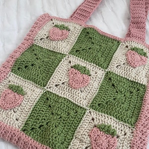 PATTERN Crochet Strawberry Tote Bag PDF Pattern by livirosemakes image 4
