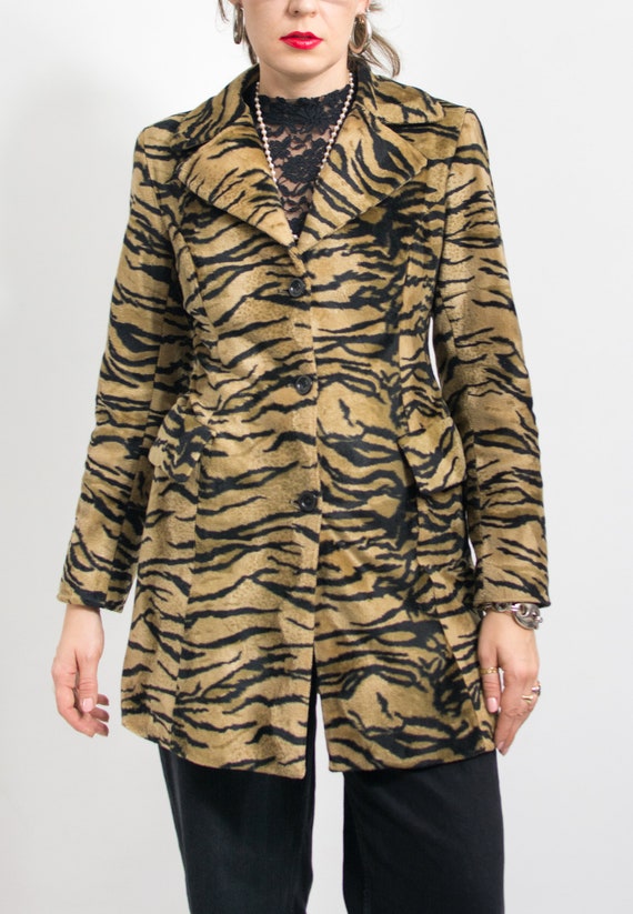 Tiger faux fur jacket Vintage 90's coat animal pa… - image 10