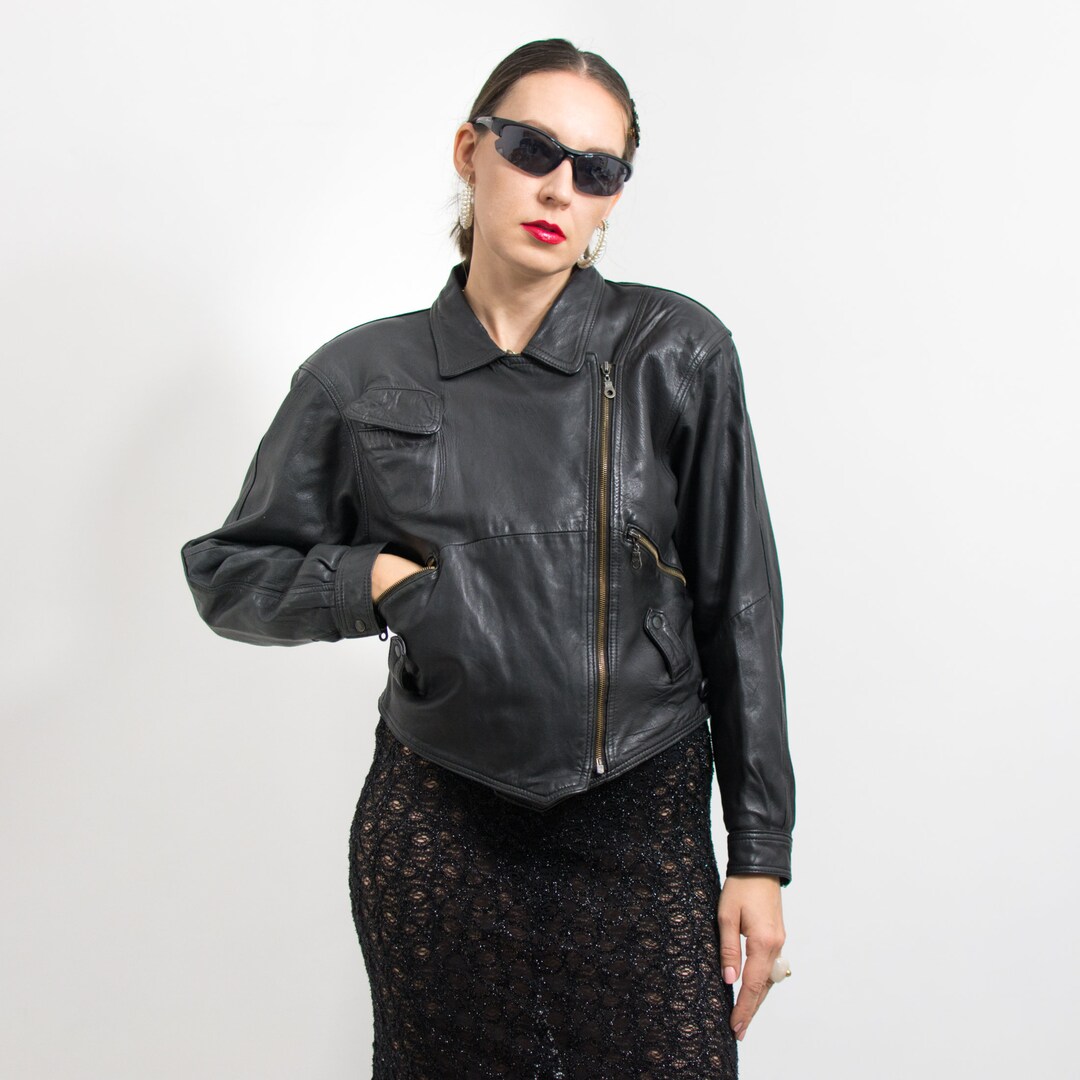 Women's Classic Vintage Black Leather Biker Style Jacket S/M