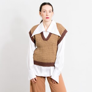 Vintage sweater vest brown V neck pullover knitted women size M image 5