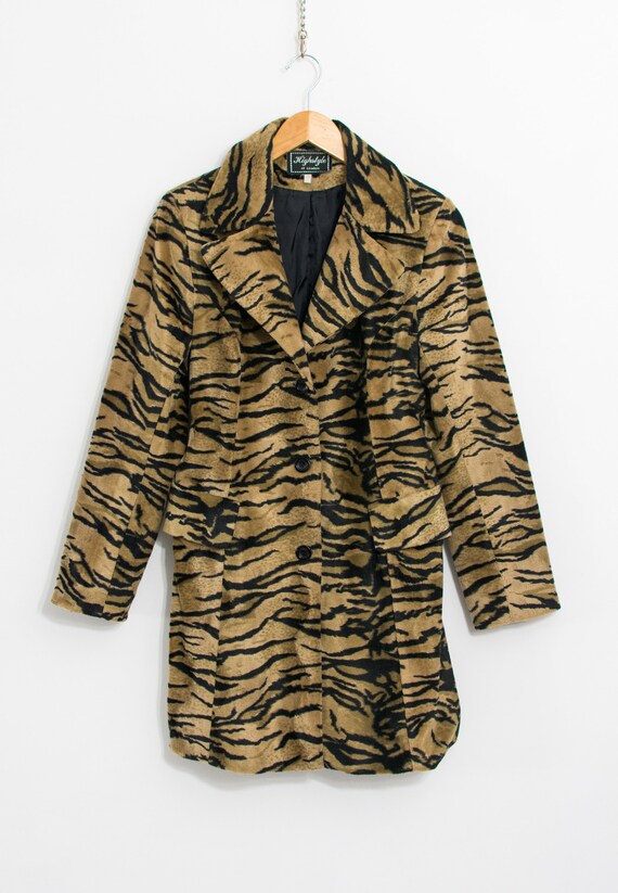 Tiger faux fur jacket Vintage 90's coat animal pa… - image 9