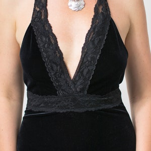 Black velvet dress Vintage halter neck evening bodycon image 5