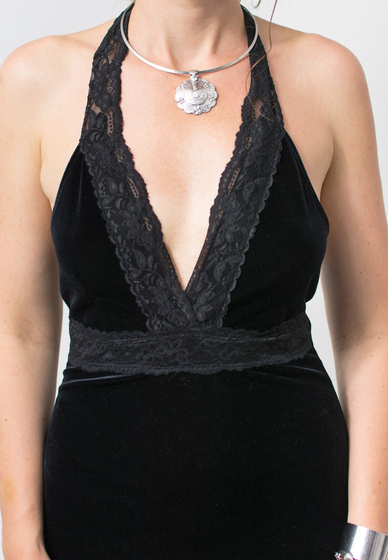 Black velvet dress Vintage halter neck evening bodycon image 5