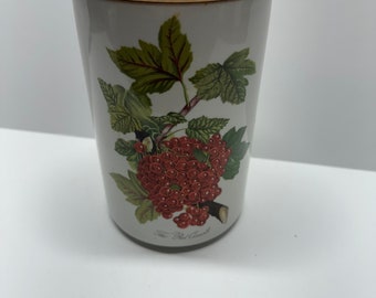 May include: White ceramic jar with a wooden lid, featuring a red currant illustration and the text "The Red Currant".