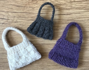 Doll Knitting Pattern for Dolls Handbags Purses for 11 to 12 inch Fashion Dolls