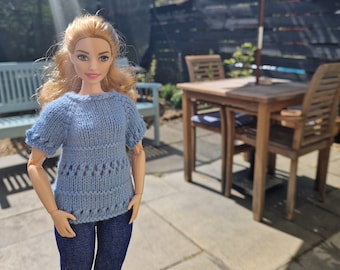 Doll Knitting Pattern for 11-12 inch Fashion Dolls Curvy-body Fit Textured Top