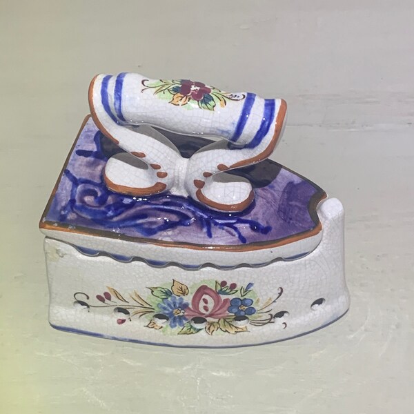 Vintage Bassano Italian Hand Painted Ceramic Iron Shaped Potpourri/Trinket Box