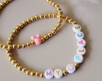 Disney est mon ensemble de bracelets Happy Place | ensemble de bracelets de perles de visage souriant mickey