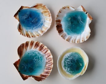 Resin Ocean Seashell Art: Coastal Beach Decor