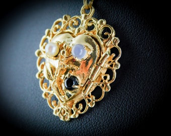Lacey Edged Gold Heart Locket with Three Stones, Rare and Unique, Handmade, Scalloped Filigree Edge, Mother's Locket, Pearl, Onyx, Moonstone