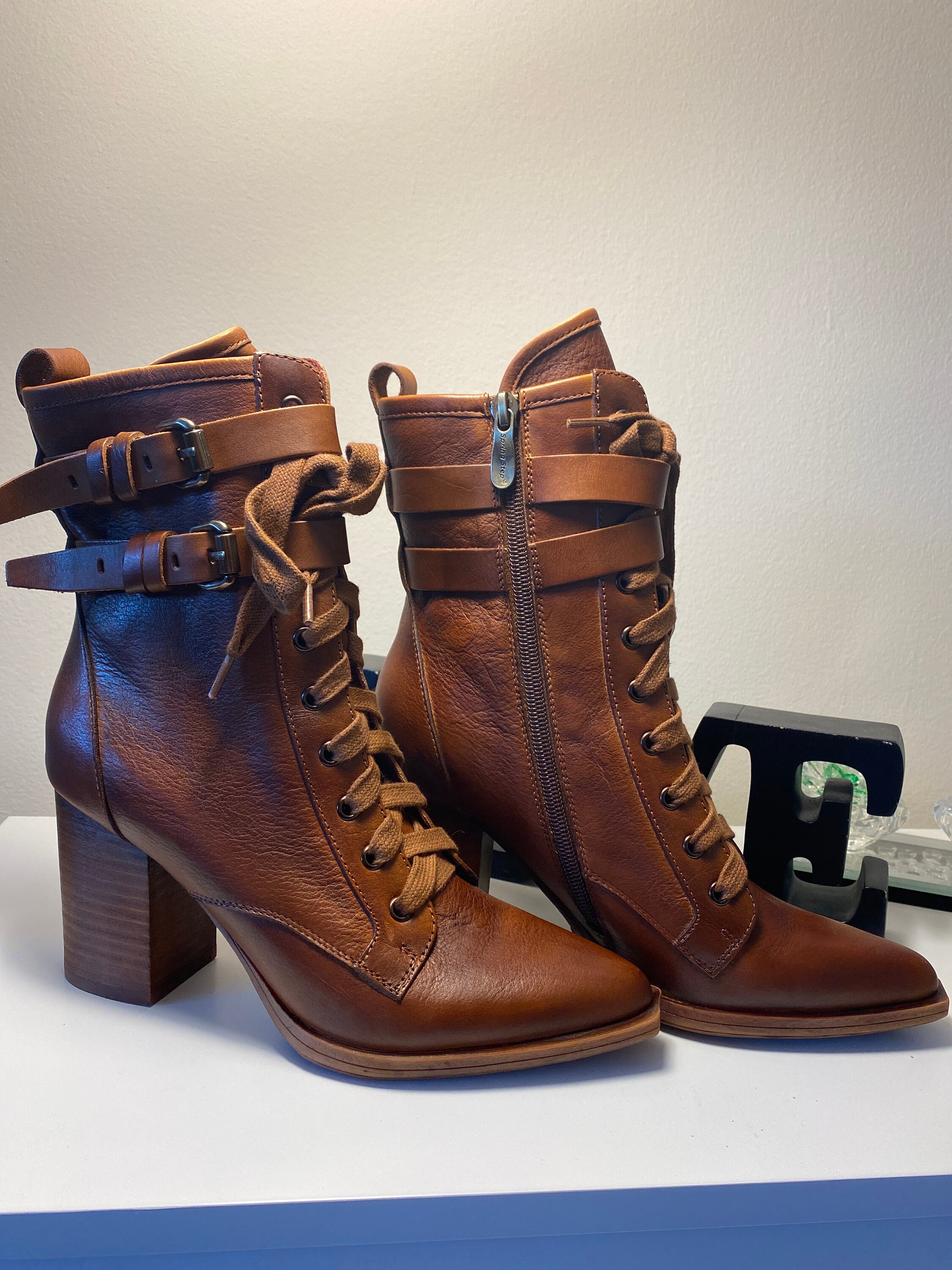 Shoes L’Artiste spring step