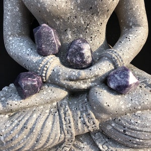 Lepidolite free form